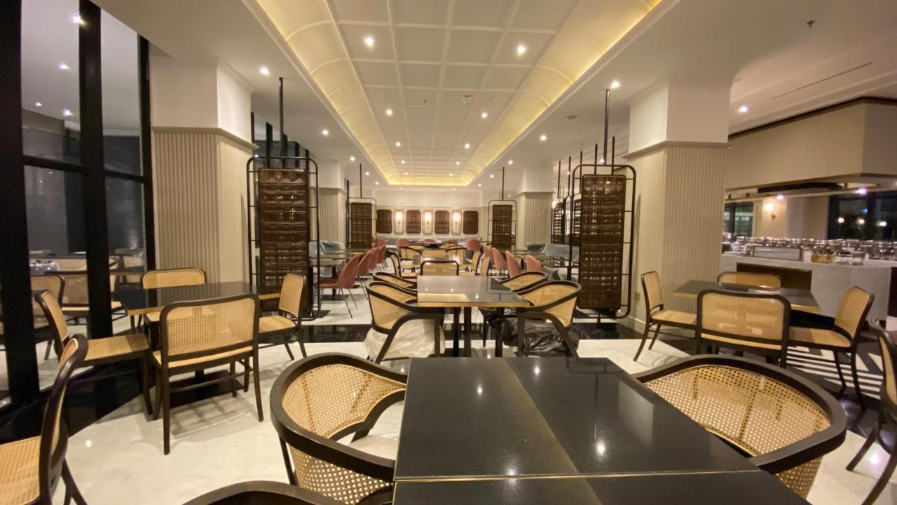 Maia Hotel Jakarta Kültér fotó