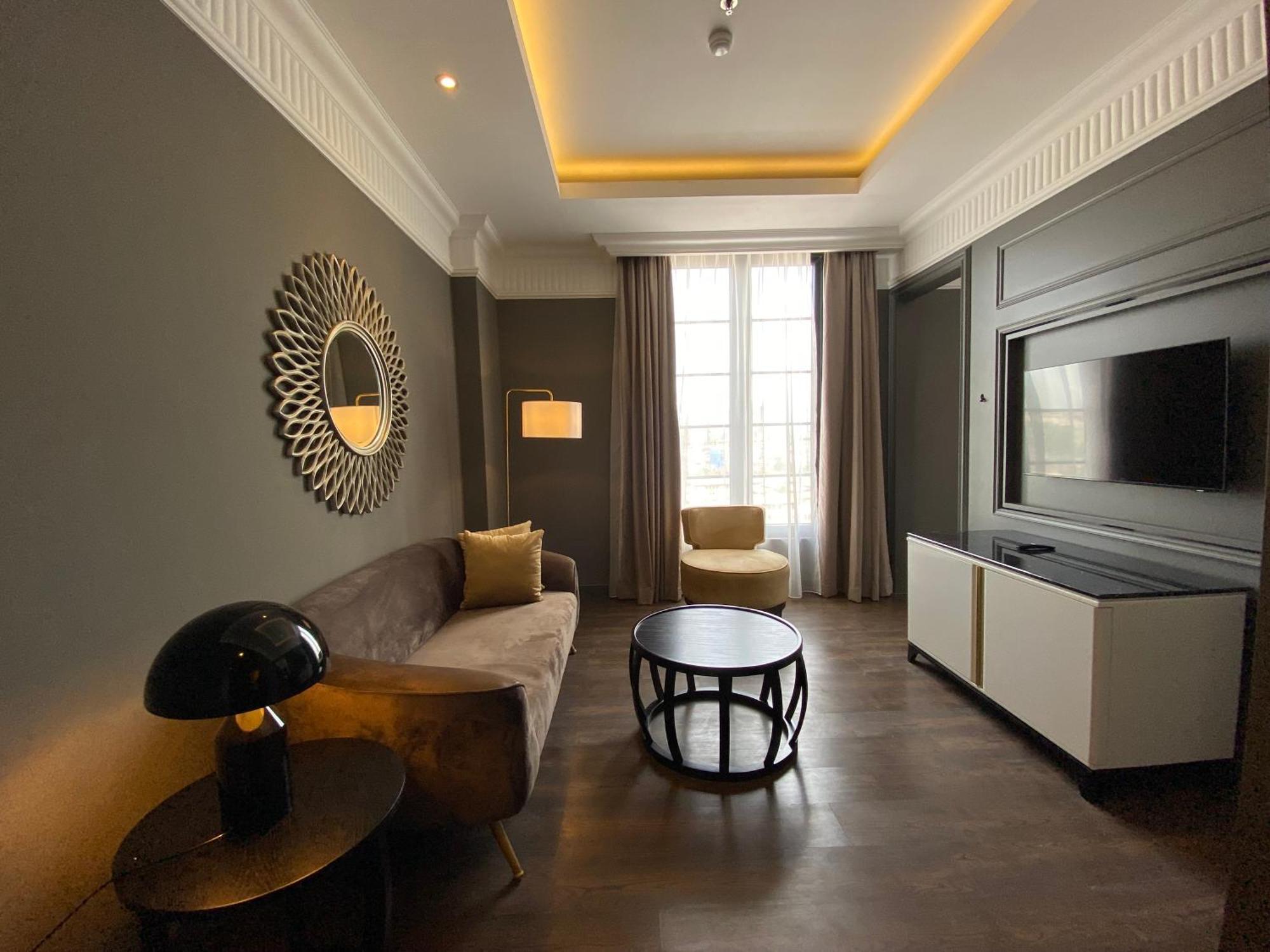 Maia Hotel Jakarta Kültér fotó